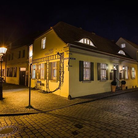 فيردر Hotel Am Markt المظهر الخارجي الصورة
